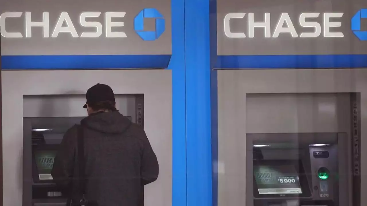 A Chicago-Area Chase Bank Shoots A Suburban Single Mother To Death: Know More Here