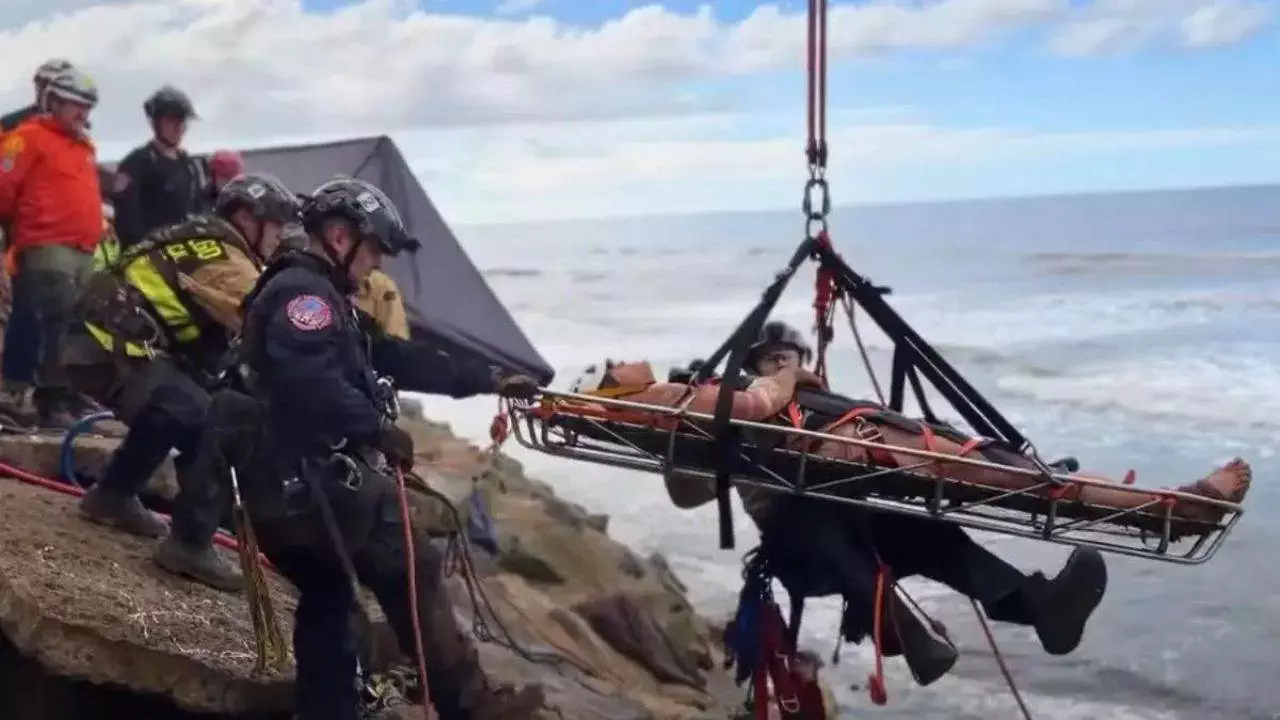 Man Is Rescued After Being Stuck In A San Diego Cliffside Crevasse For Days